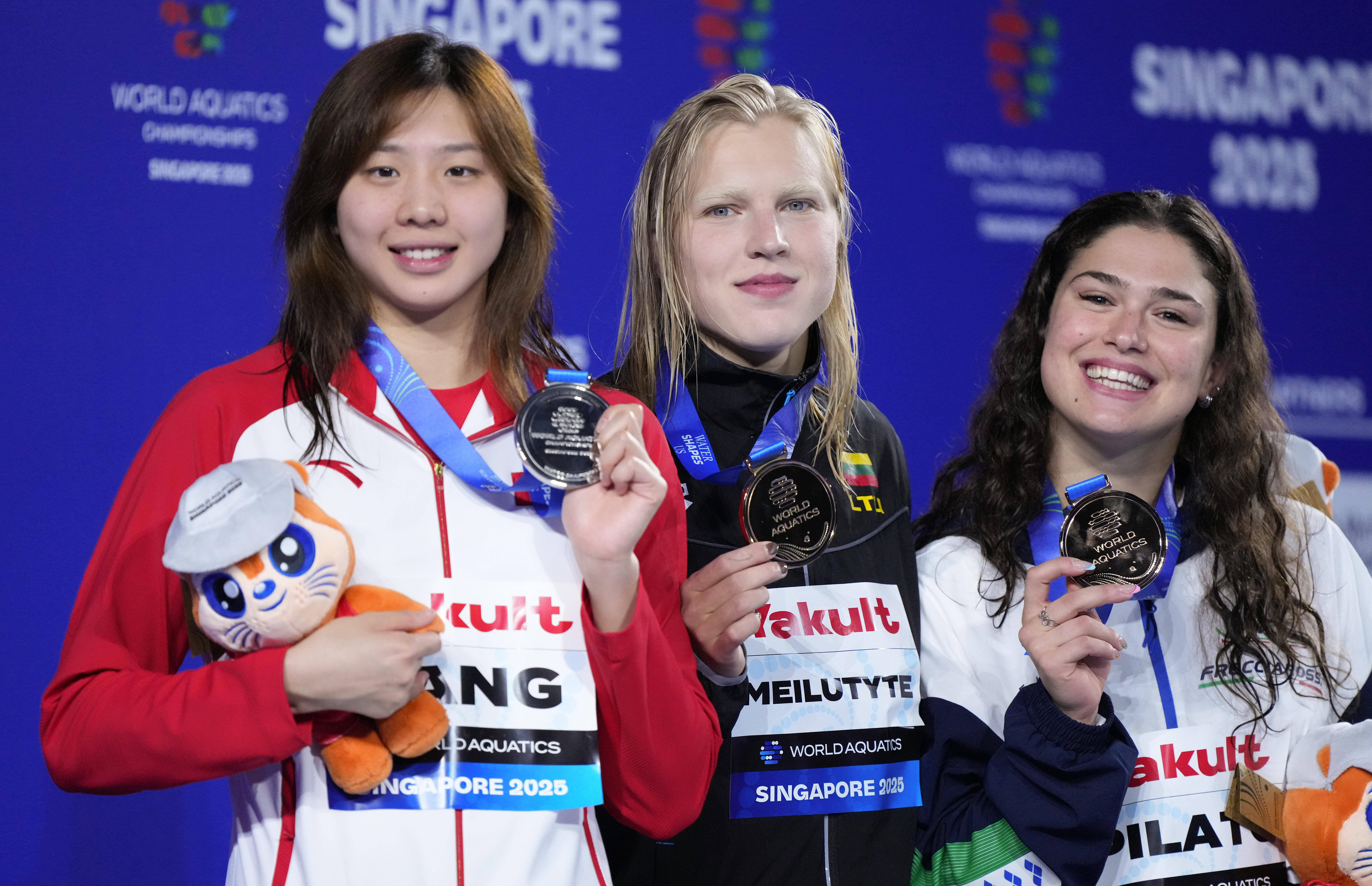 皇冠信用平台出租出售_游泳世锦赛：美国队打破世界纪录 中国队收获两银两铜