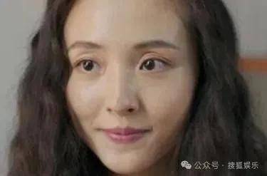 皇冠代理联系方式_离婚三年又被拍到亲密逛超市皇冠代理联系方式,他俩这是纯带娃还是真复合了?