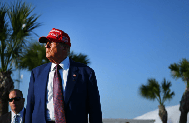 皇冠信用網登2登3_特朗普亮出“王牌”!伊朗石油对华出口悬了皇冠信用網登2登3,买北斗导航可能也会受阻?中方送上“定心丸”