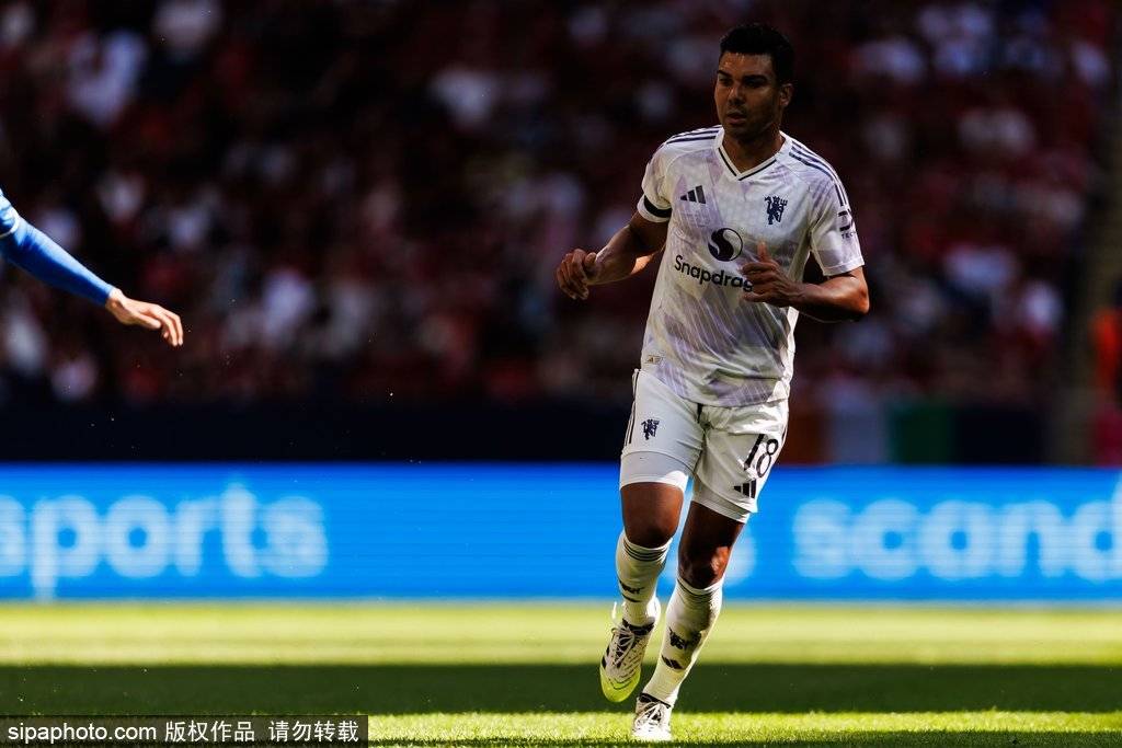 皇冠信用網怎么租_勒伯夫：如果我是塞斯科皇冠信用網怎么租，我会选择纽卡而非曼联