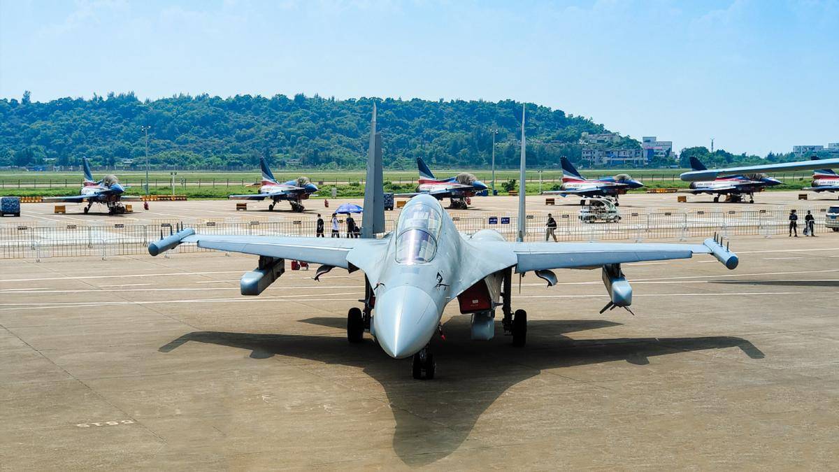 皇冠信用網开户_不惜代价的成果!美媒:歼-15DT完全摆脱束缚皇冠信用網开户,悄然超越EA-18G?