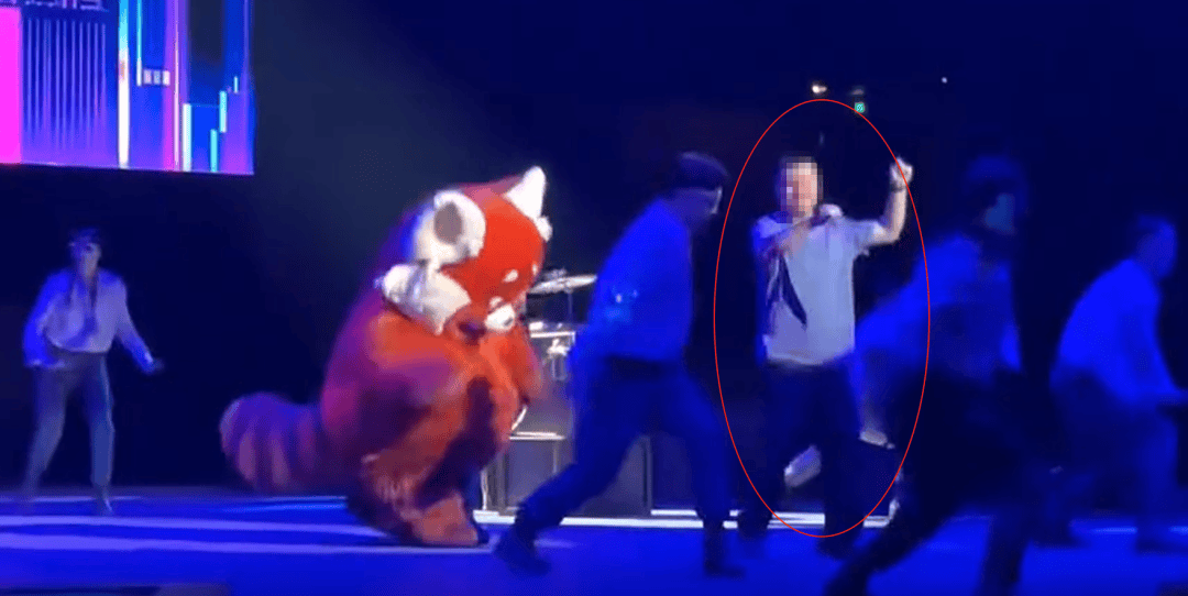 皇冠信用网代理注册_严重违反规定皇冠信用网代理注册!上海迪士尼通报:2年内禁止入园