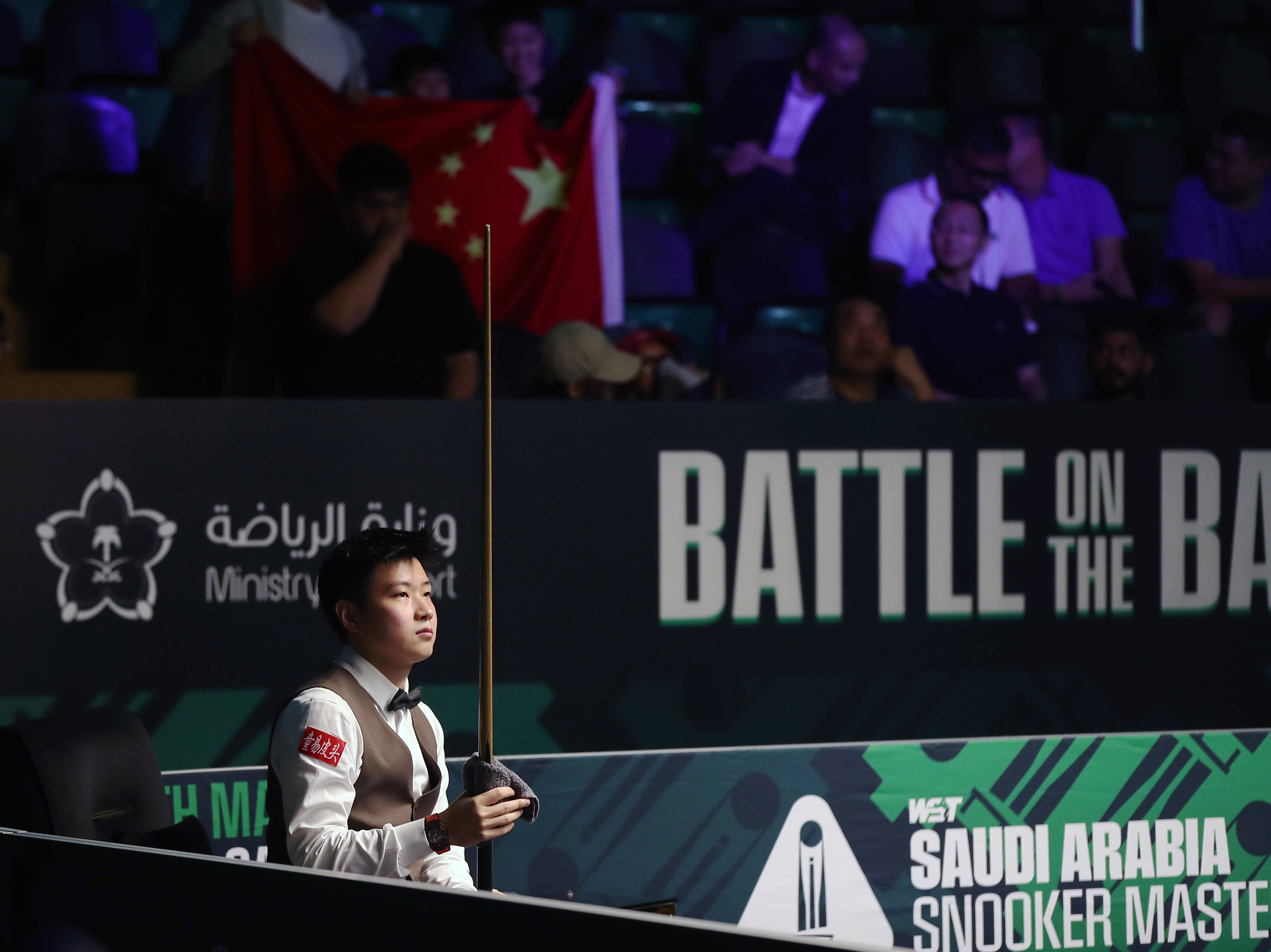 皇冠信用最新地址_（体育）斯诺克——沙特大师赛：赵心童晋级16强