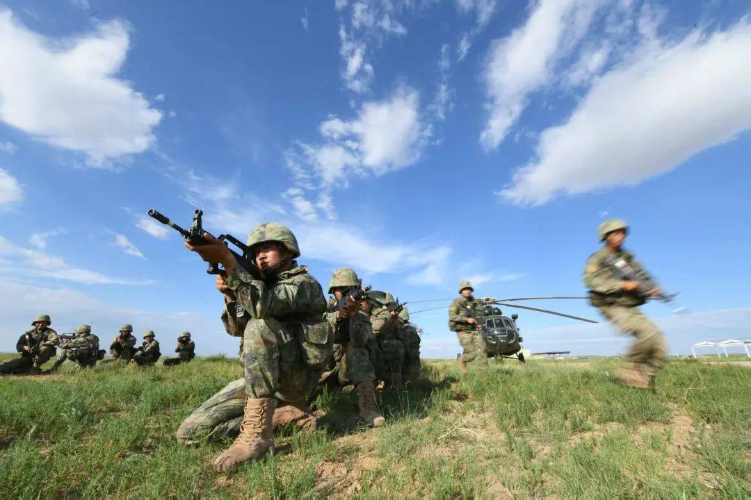 维戈塞尔塔vs赫塔费
_“平型关大战突击连”:聚力备战转型的突击铁拳