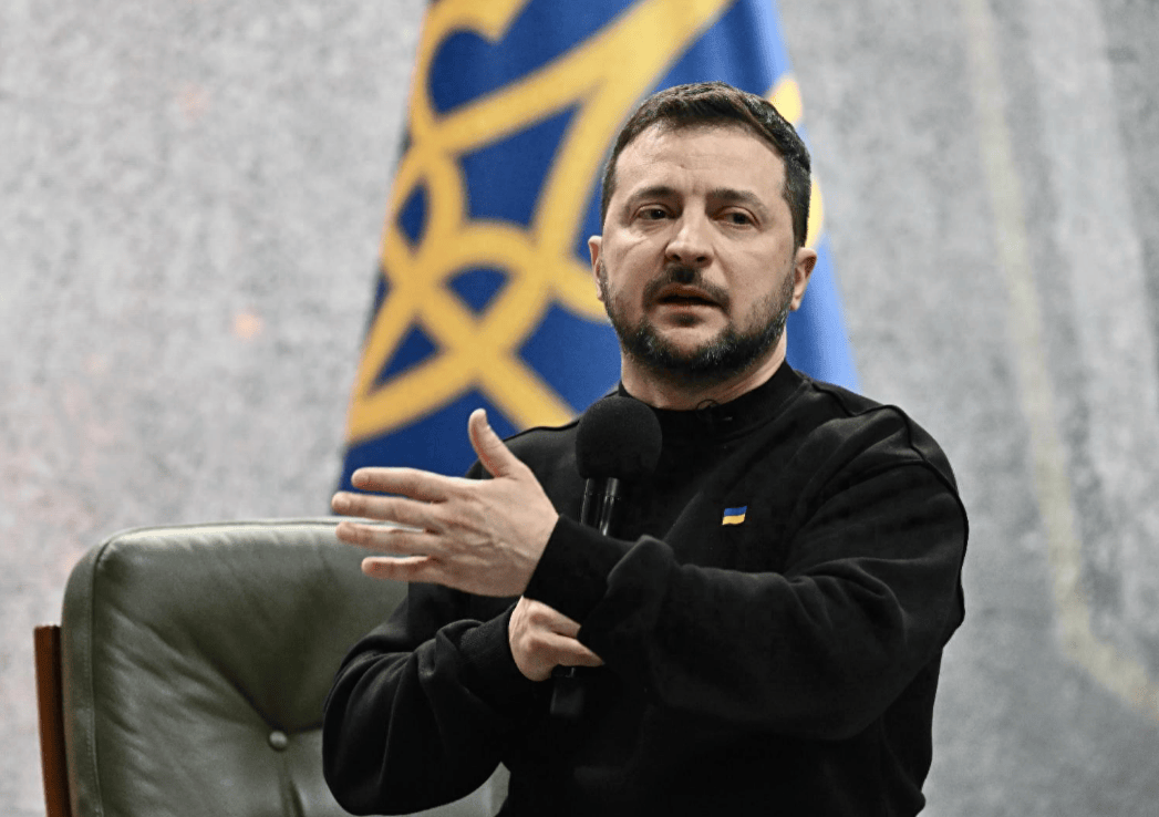 皇冠信用盘结算日
_泽连斯基访美之前皇冠信用盘结算日
,宣布制裁中企10年,并且还要冻结在乌资产