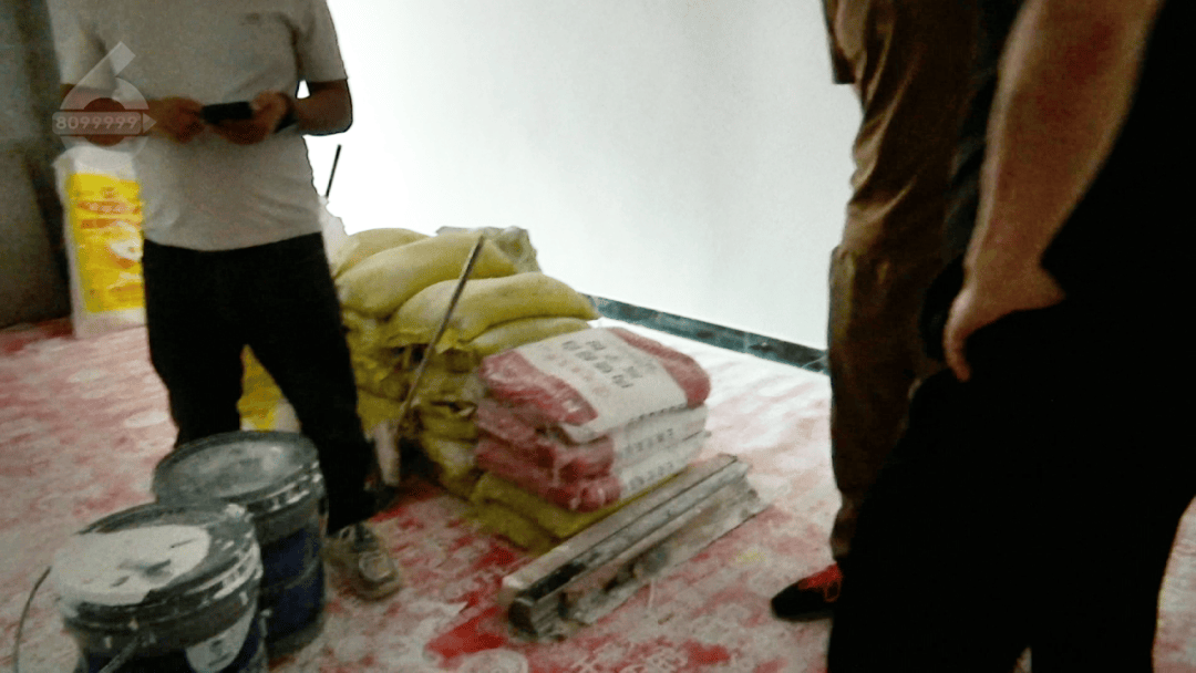 皇冠信用網登123
_愤怒皇冠信用網登123
!昆明电视台女记者采访时被打 摄像机遭损坏