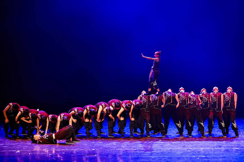 hga030怎么开户
_全国残疾人艺术汇演云南代表队载誉而归