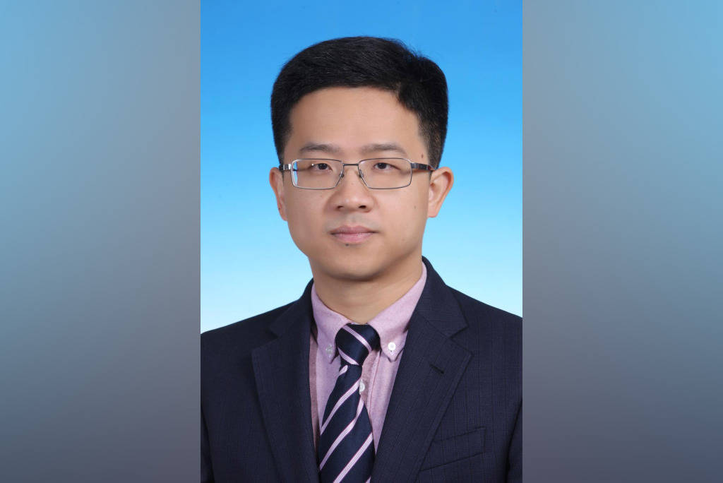 皇冠信用网开户
_“准85后”合肥工业大学副校长汪萌拟任教育部直属高校正职