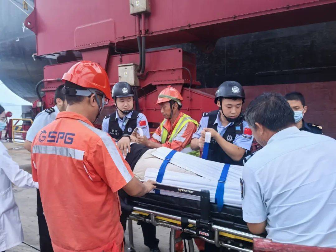 皇冠信用网最新地址_中国留学生因用手机拍照翻译遭拘押皇冠信用网最新地址,中使馆紧急提醒!【新闻早知道】