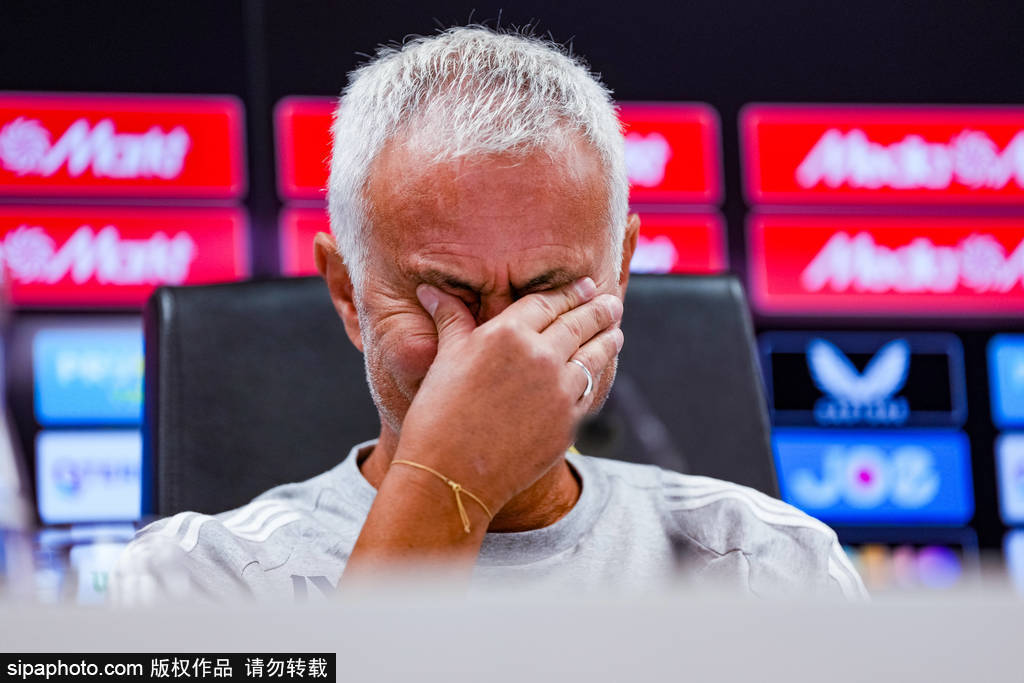 皇冠信用網在哪里注册_穆里尼奥遭费内巴切解雇：生涯第七次下课背后的故事与影响