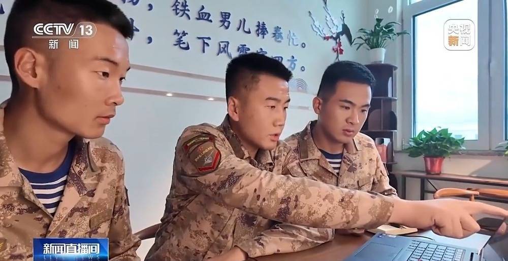 皇冠登1登2登3申请_装备超宽超限、队形设置复杂 10架无人战鹰如何米秒不差精彩亮相?