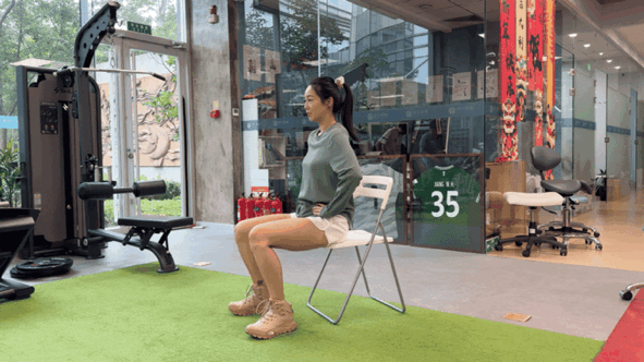 皇冠足球平台代理_身体有这 5 种表现皇冠足球平台代理,说明你的骨头已经悄悄变脆了!越早知道越好