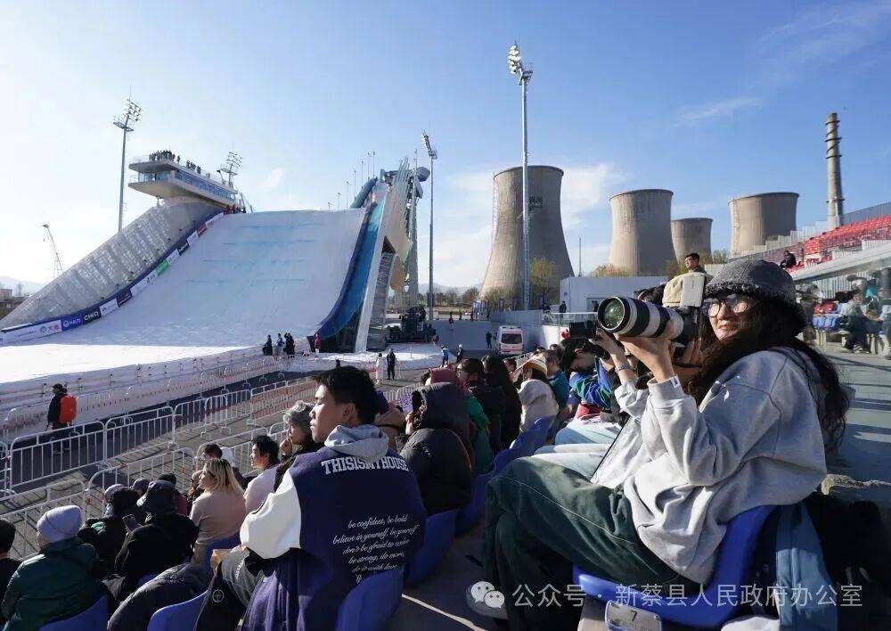 皇冠皇冠平台_“7万亿”将撬动什么皇冠皇冠平台?——业内关注体育产业“新部署”