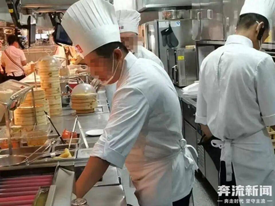 葡萄牙甲组联赛_“几乎没人”!西贝客流断崖式减少葡萄牙甲组联赛,门店负责人:羊肉每年一次集采冷冻发往全国,我们不可能天天杀羊
