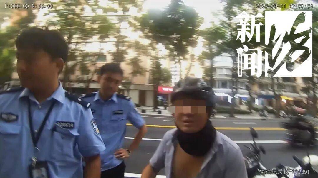 皇冠足球平台代理_哭笑不得!上海一男子太想吃烤鸭皇冠足球平台代理,竟想了这招……