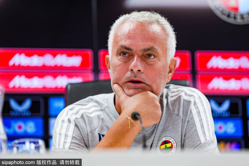 捷克甲组联赛_迅速再就业捷克甲组联赛?曝穆里尼奥有望回归本菲卡 上月被其踢下课