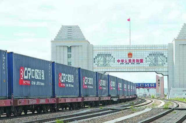 皇冠信用网站_波兰承诺：确保中欧班列畅通！勒索中国一石三鸟皇冠信用网站，我们如何破局？