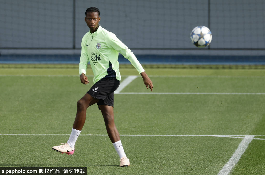 皇冠信用盘代理_福登:艰难平局背后的成长与未来希望皇冠信用盘代理,曼城与阿森纳的对决分析