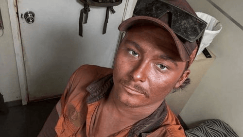 皇冠信用网注册开户_23岁澳大利亚1米78男子淹死在印尼1米5深泳池皇冠信用网注册开户，遗体送回国心脏丢失，出现多处割伤和瘀痕