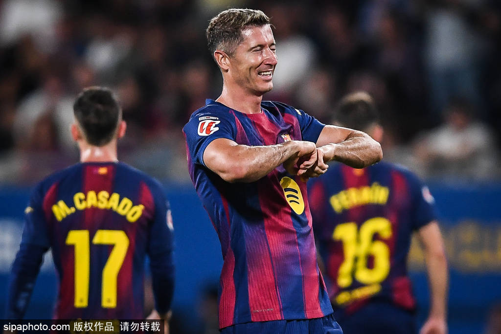 皇冠信用网如何注册_卫冕成功!18岁亚马尔连续两年夺得科帕奖皇冠信用网如何注册,巴萨新星的崛起之路