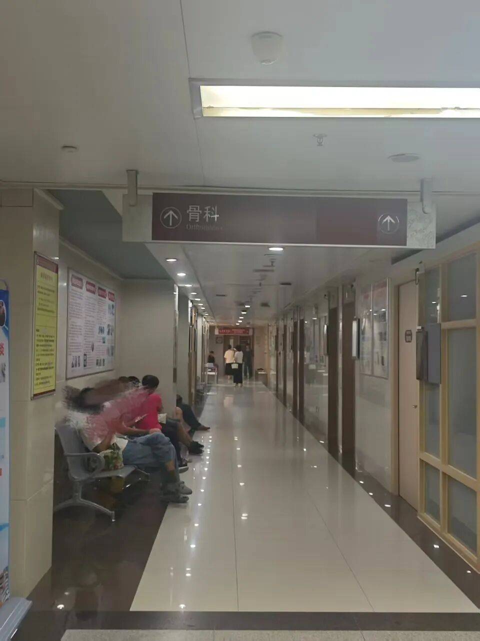 hga030手机登录_广州一医院发生伤医事件hga030手机登录，医生“受伤很重”