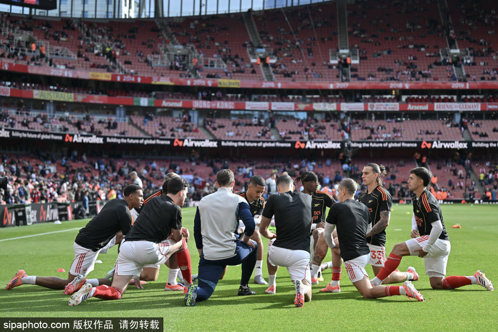 瑞士超级联赛_阿森纳逆转纽卡斯尔:补时绝杀引发的争议与胜利