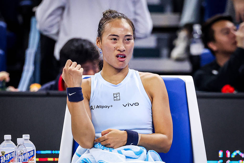 皇冠信用网登2代理_中网:郑钦文决胜盘因伤退赛 不敌诺斯科娃无缘16强