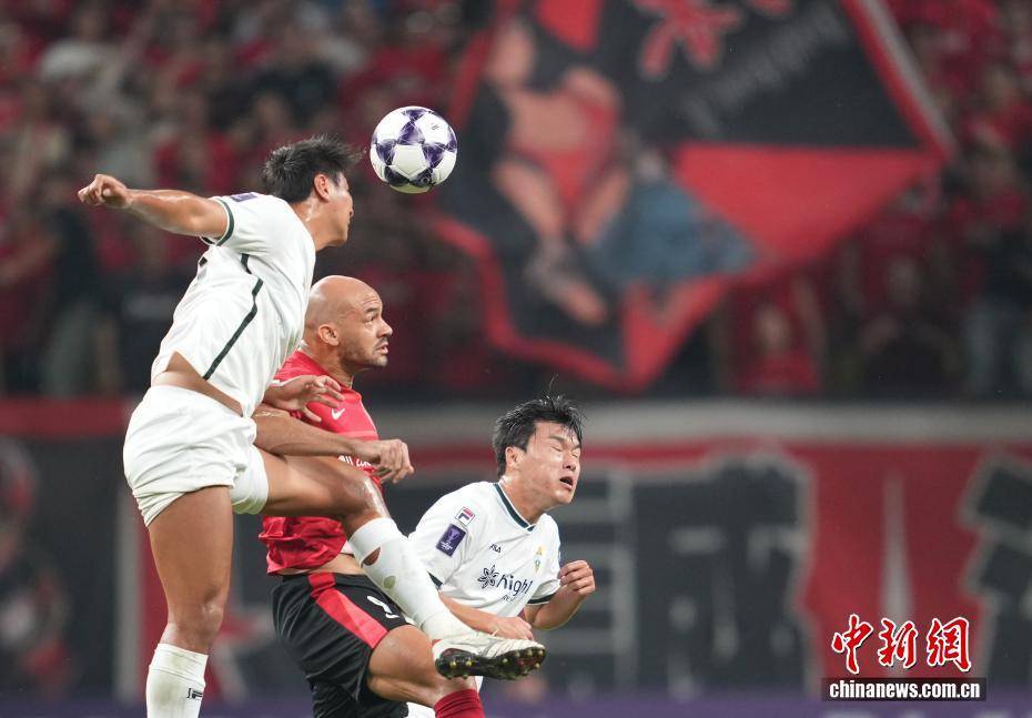如何申请皇冠信用網_2025/2026亚足联冠军精英联赛第2轮:成都蓉城队1比0胜韩国江原FC队