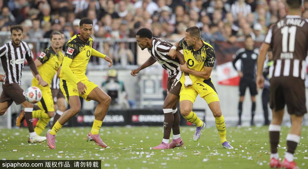 皇冠信用網会员账号_阿莱格里对米兰10号莱奥的严厉提醒：26岁不再年轻皇冠信用網会员账号，勤奋是唯一出路