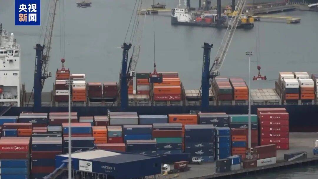 皇冠信用網登1_卢拉与特朗普通电话皇冠信用網登1,要求美国撤销对巴西征收40%关税,两人同意尽快面对面会晤并交换电话号码