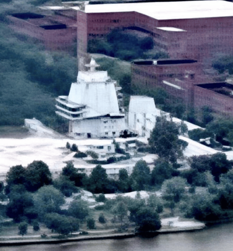 皇冠信用网登3代理_谜一样的舰岛!中国12万吨核航母外形曝光皇冠信用网登3代理,比美国福特号更先进?