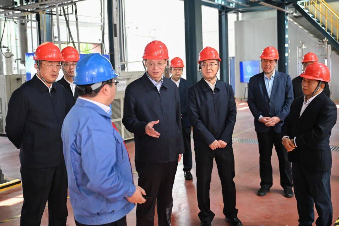 皇冠信用网额度_新任辽宁省委书记许昆林皇冠信用网额度，到大连调研