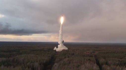 皇冠信用网会员账号
_周波:既然美国坚持把中美关系定义为战略竞争皇冠信用网会员账号
,那么中国会说:好吧