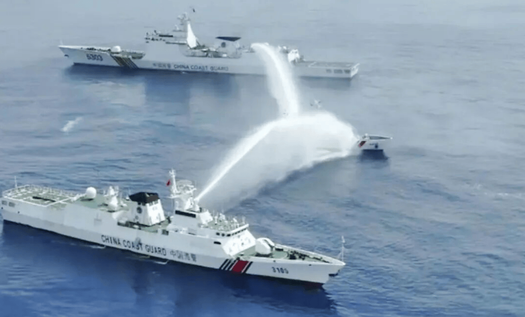 如何代理皇冠信用_南海爆发激烈对峙如何代理皇冠信用，菲方主力舰高速飙船，迎头撞上中国海警艇