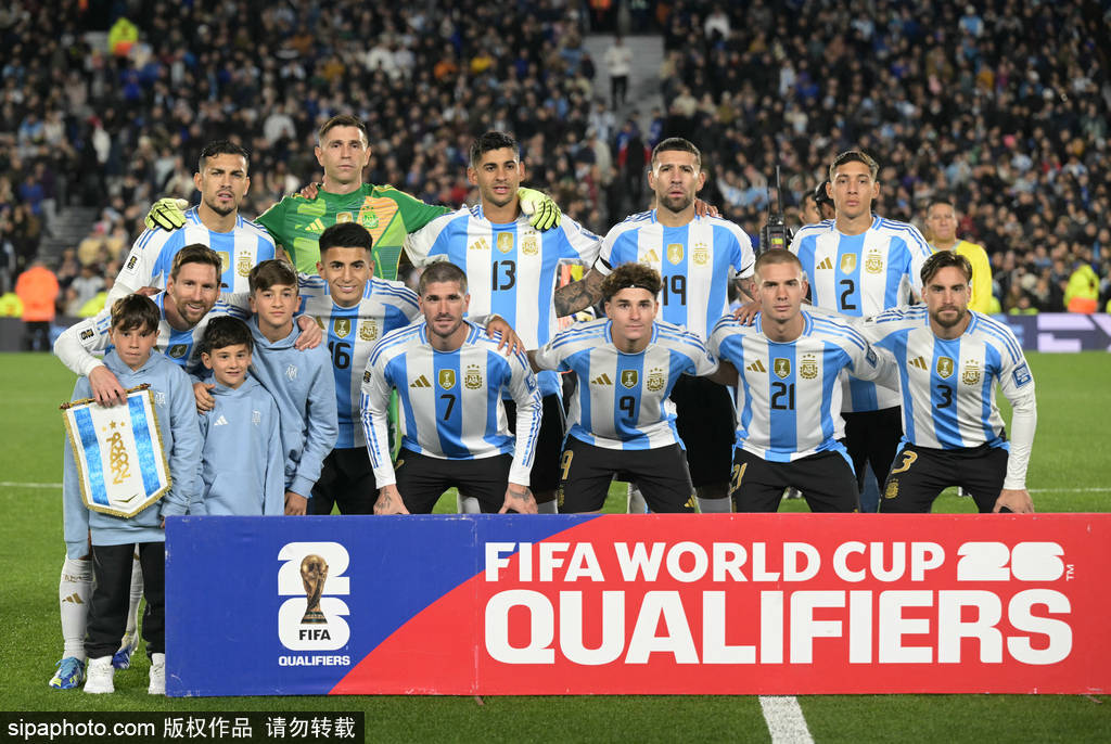 如何申请皇冠代理
_世预赛最新进展:非洲9个直通名额将落定 亚洲明日再定2席