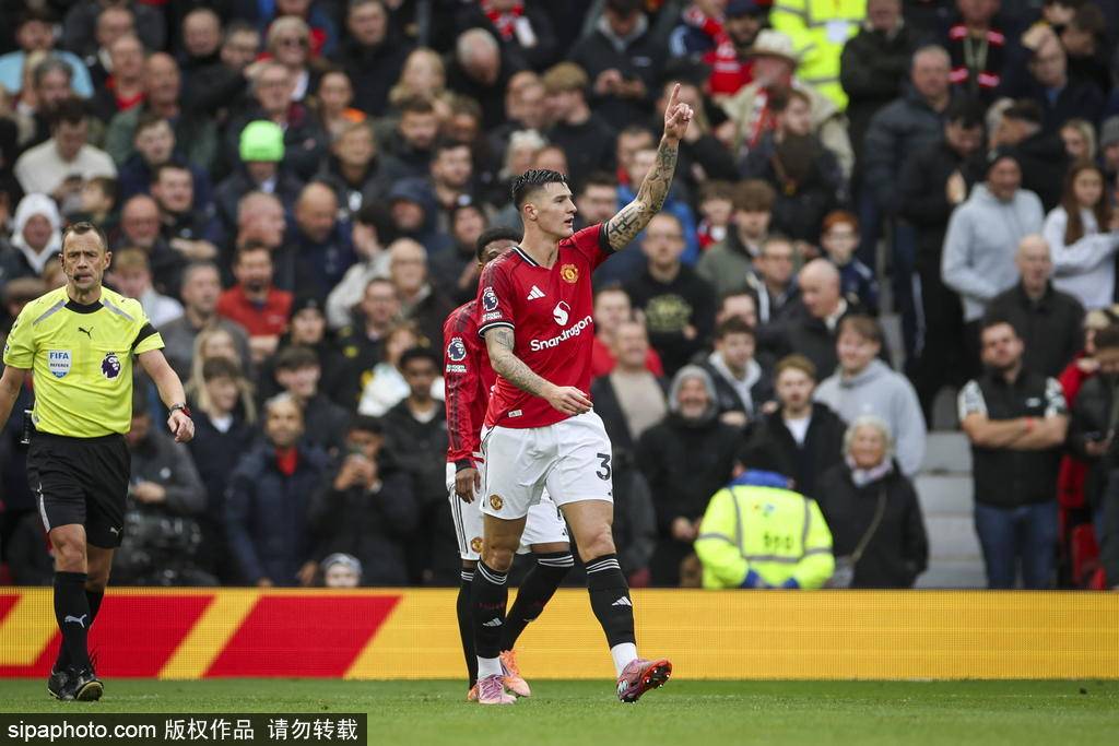 皇冠信用网登3代理申请
_观战台:利物浦大战曼联+拜仁火拼多特 阿森纳冲五连胜