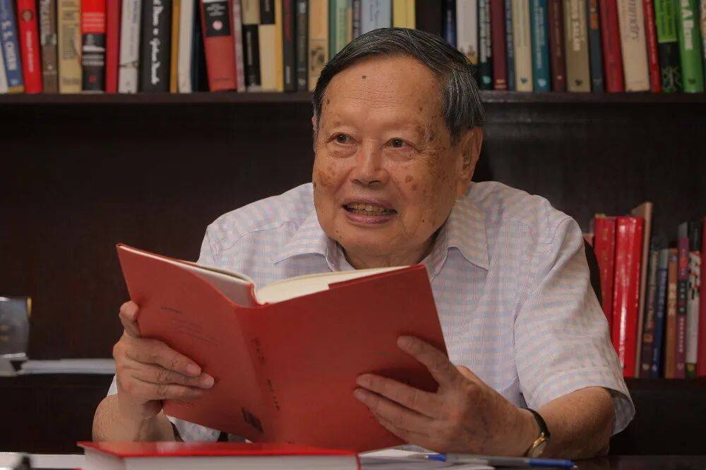 皇冠信用网口出租_“大先生”千古皇冠信用网口出租，杨振宁的一生