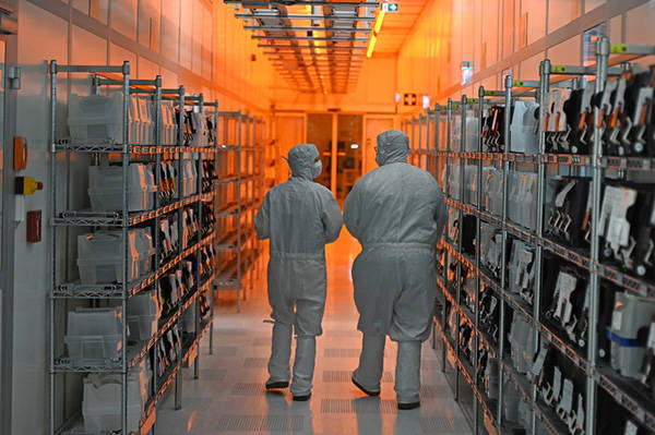 世界杯信用网正网
_荷兰分析人士:安世半导体事件表明世界杯信用网正网
,欧洲夹在中美之间无能为力