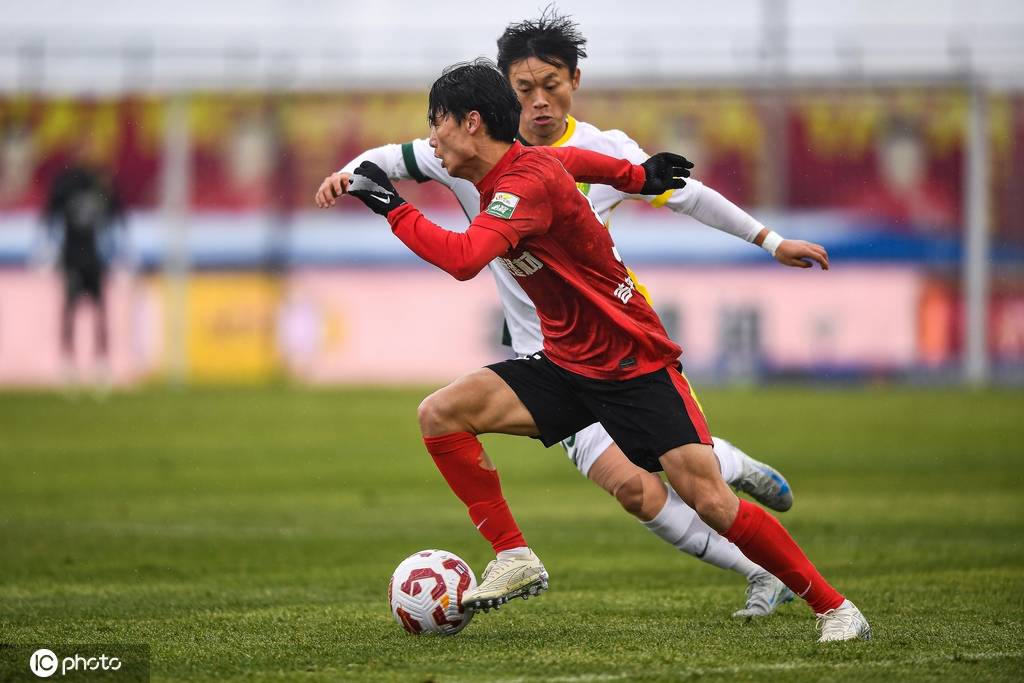 2022足球平台出租
_中超-塞鸟反戈法比奥梅开二度 亚泰0-4国安保级希望渺茫