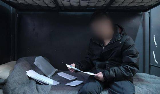 皇冠会员如何申请
_投降没有好下场!被俘朝鲜士兵向韩媒哭诉:遭乌看守围殴皇冠会员如何申请
,快疯了