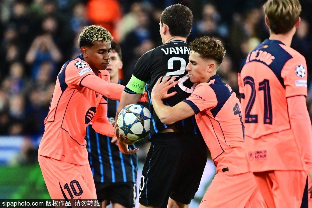 足球欧洲杯开户
_观战台:热刺战曼联+曼城火拼利物浦 拜仁冲击17连胜