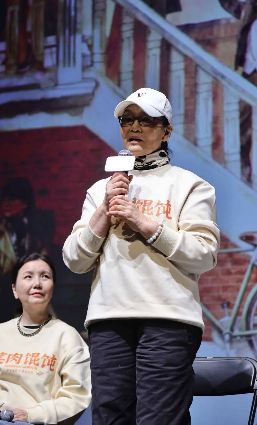 世界杯皇冠信用网会员注册_沪上著名演员集体现身！全员哽咽全场动容世界杯皇冠信用网会员注册，有人不惜为它抵押房产！面世在即，最新剧透