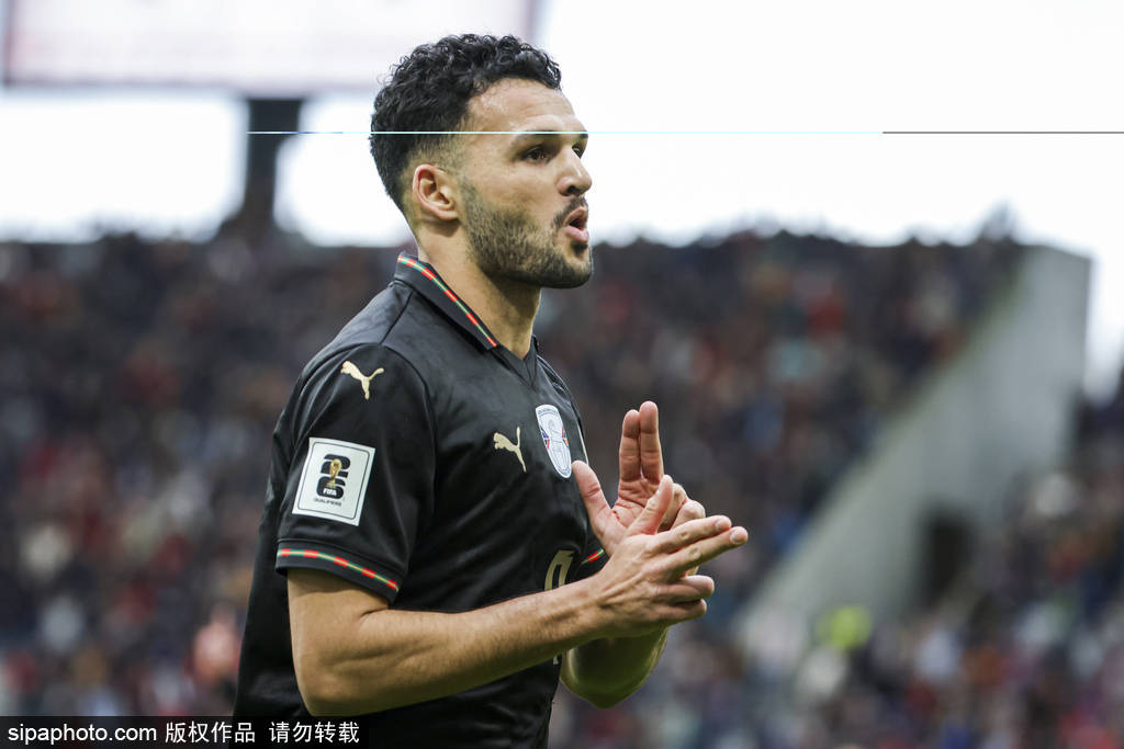 信用平台出租_直通世界杯信用平台出租！世预赛-C罗停赛B费戴帽 葡萄牙9-1亚美尼亚