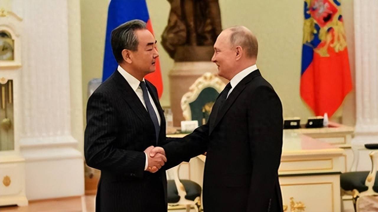 如何代理皇冠信用盘
_中俄同一天宣布外访消息如何代理皇冠信用盘
,普京动身访印之前,为会见王毅留出窗口期,中俄有大事相商