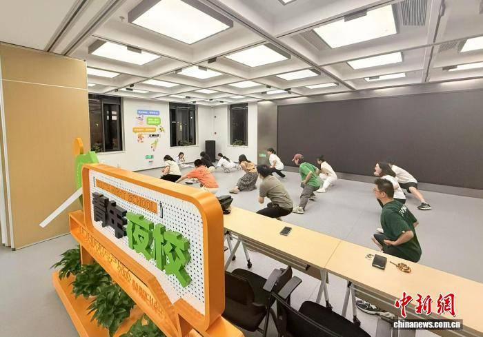 亚特兰大老鹰 vs 洛杉矶快船
_年均引进3万大学生亚特兰大老鹰 vs 洛杉矶快船
,浙江最年轻城区靠什么?