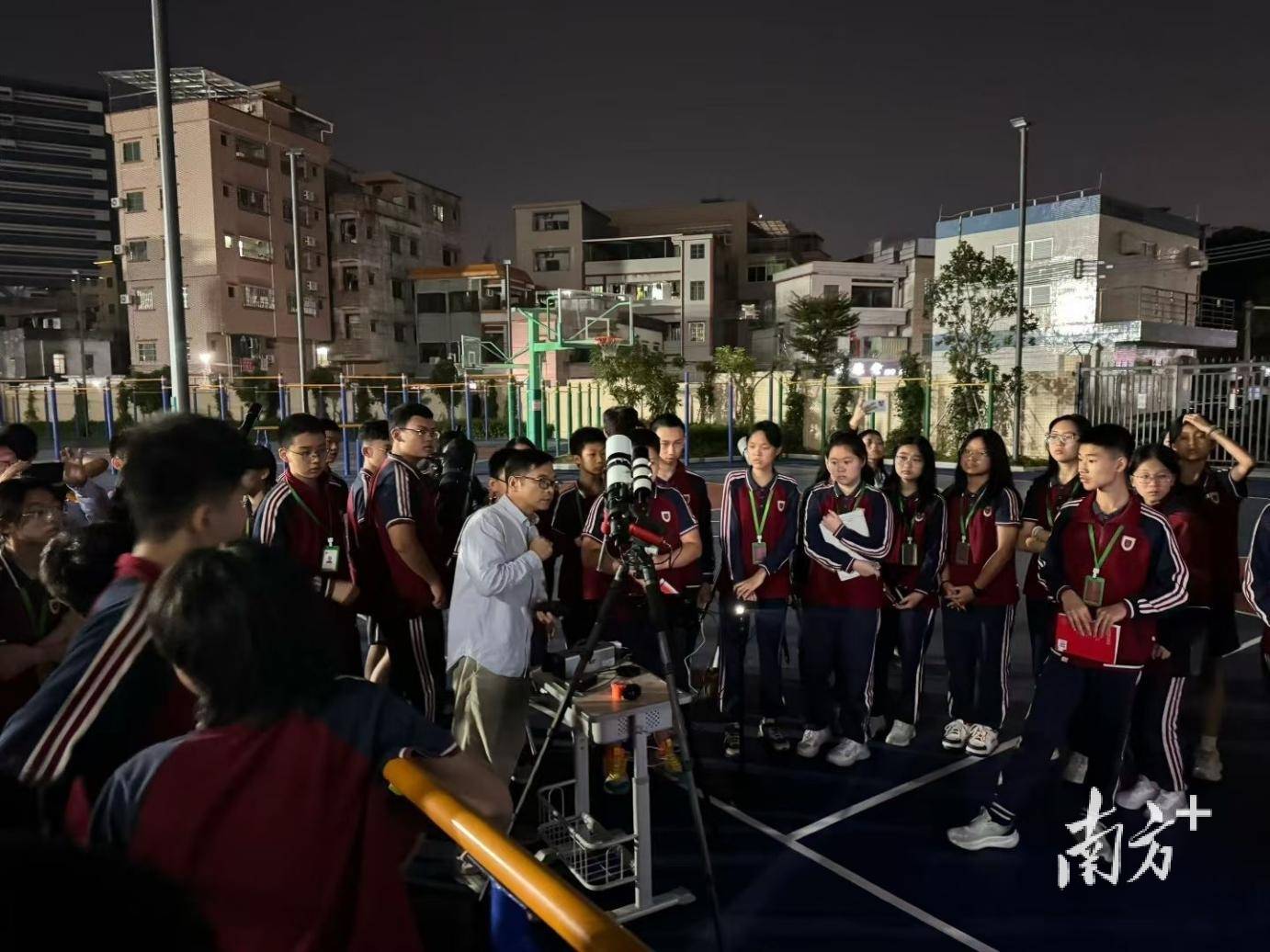 Hga050
_1500名青少年筑梦星空Hga050
,第八届湾区青少年天文嘉年华启幕