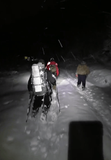 埃弗顿vS 阿斯顿维拉_为逃兵役越境的乌克兰人：“宁可死于山野”