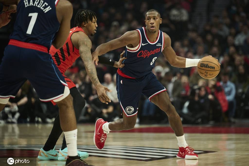 波兰(女) vs比利时(女)_杨瀚森DNP哈登34+6伦纳德28分 开拓者遭快船逆转吞三连败