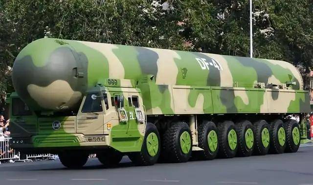 切塞纳vs恩特拉
_全球独一份切塞纳vs恩特拉
,中国洲际导弹车为啥要“横着走”?这里面真有大讲究