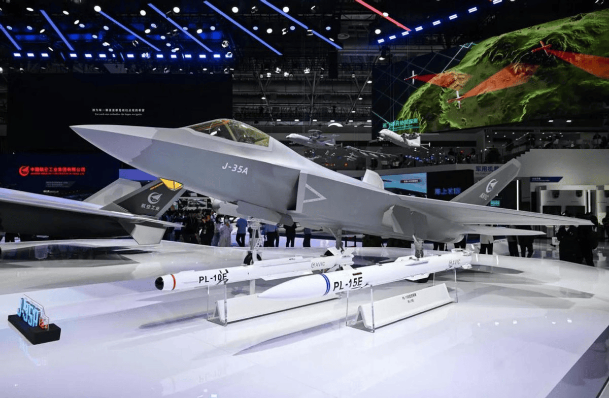 皇冠体育
_外网再次哗然皇冠体育
,中东土豪敲定 40 亿美元订单:采购枭龙战机及霹雳 15